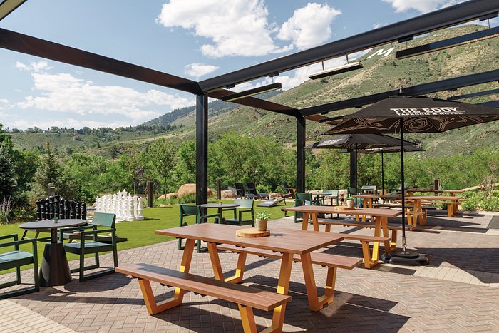 eddy-patio-2