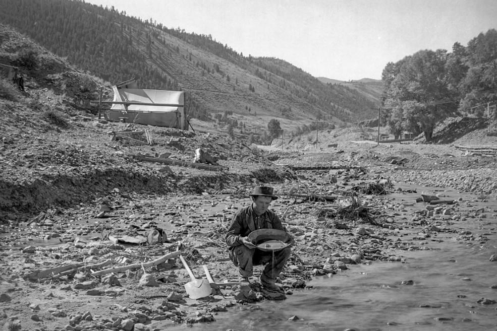 gold-panning